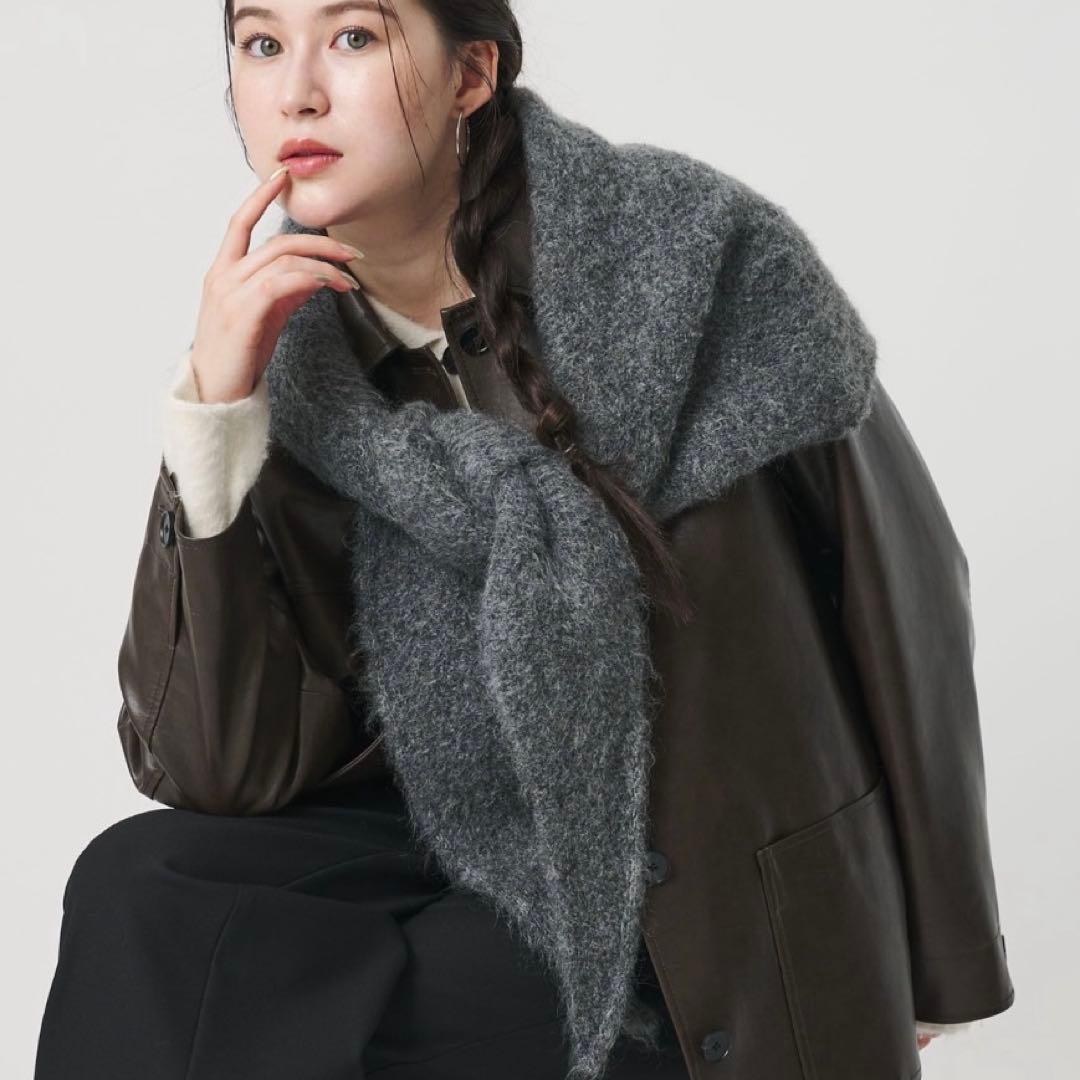 ビューティーアンドユース　トライアグルマフラー　ストール