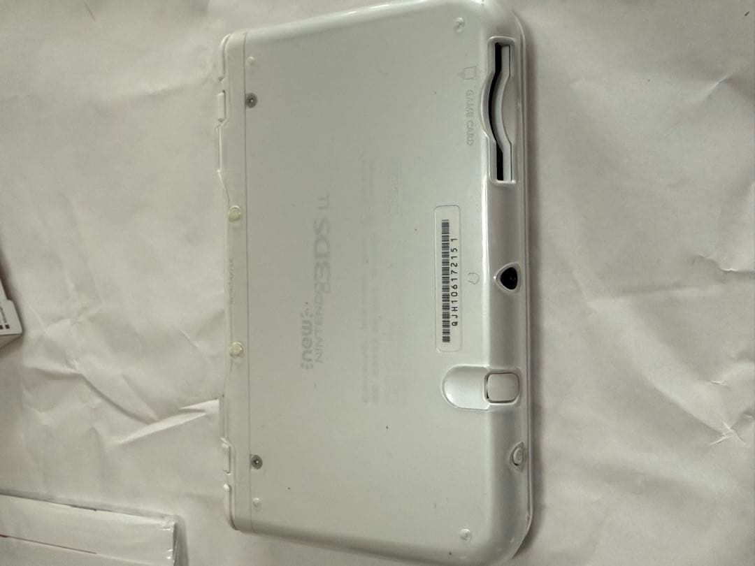 な*れ様 Newニンテンドー3DSLL パールホワイト