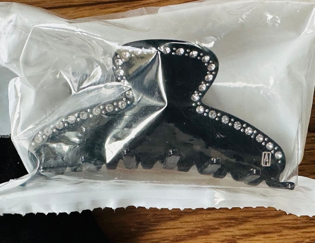 【新品未開封】ALEXANDRE DE PARIS クリップ(M) ブラック