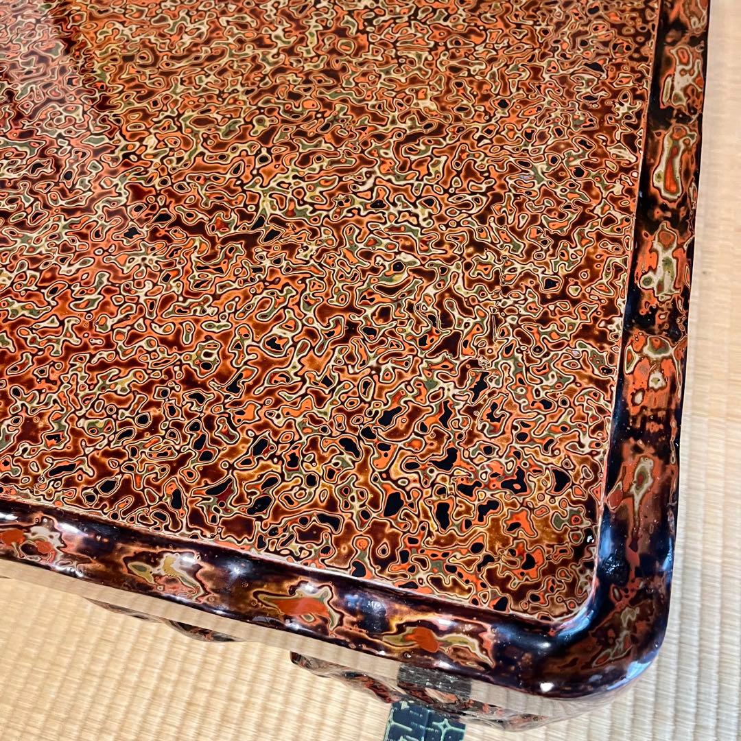 高級座卓　津軽塗　細かな細工　特徴的な脚デザイン