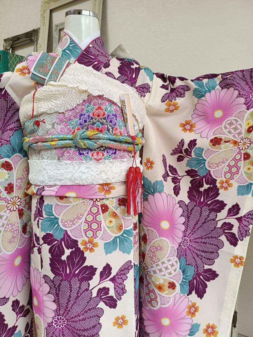 新品着物☆クリーム色大きな花模様着物☆作り帯フルセット