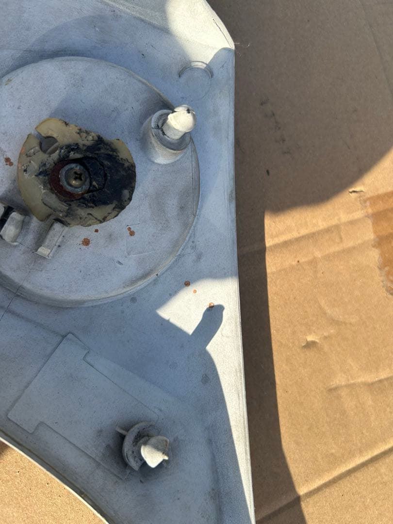 gsx750s カタナ　3型　サイドカウル　新品チョークダイヤル付