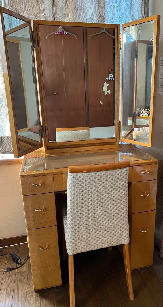 【送料込】大塚家具　高級三面鏡ドレッサー　鏡裏収納あり　椅子出品