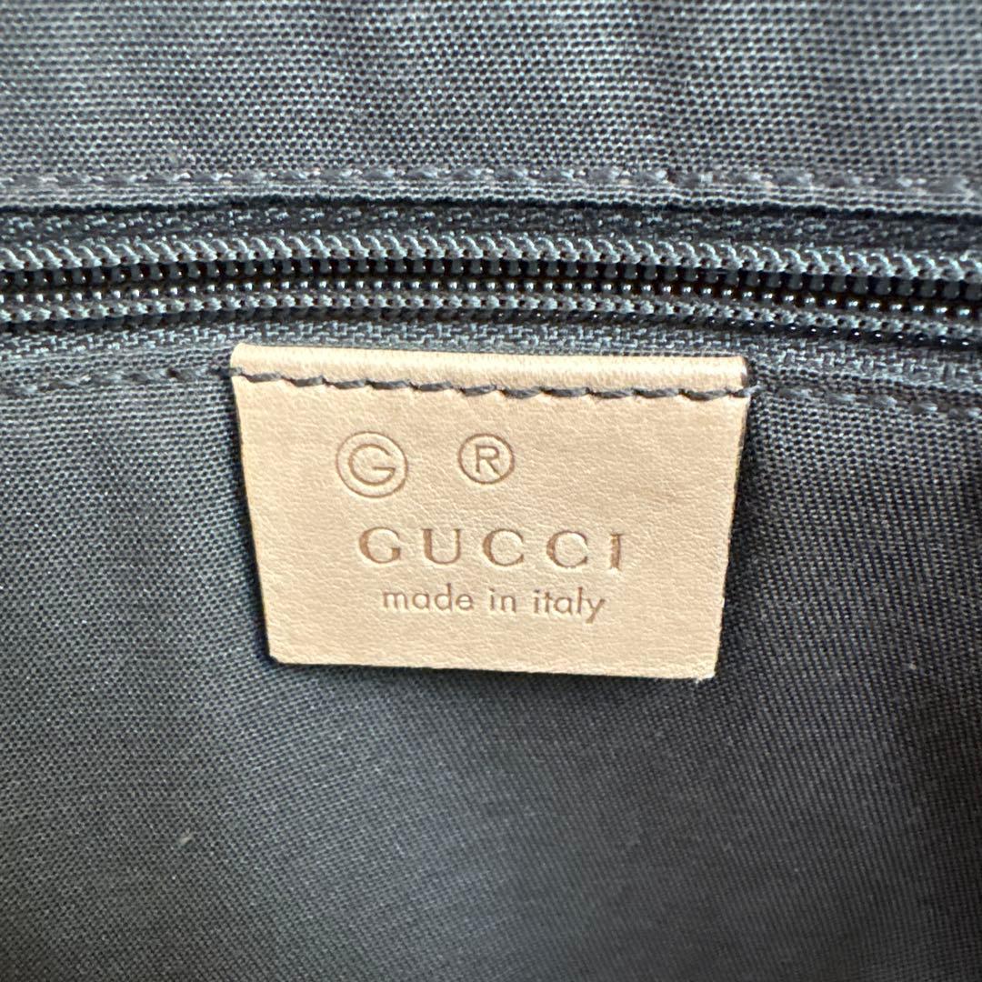 GUCCI ベージュ レザー バッグ