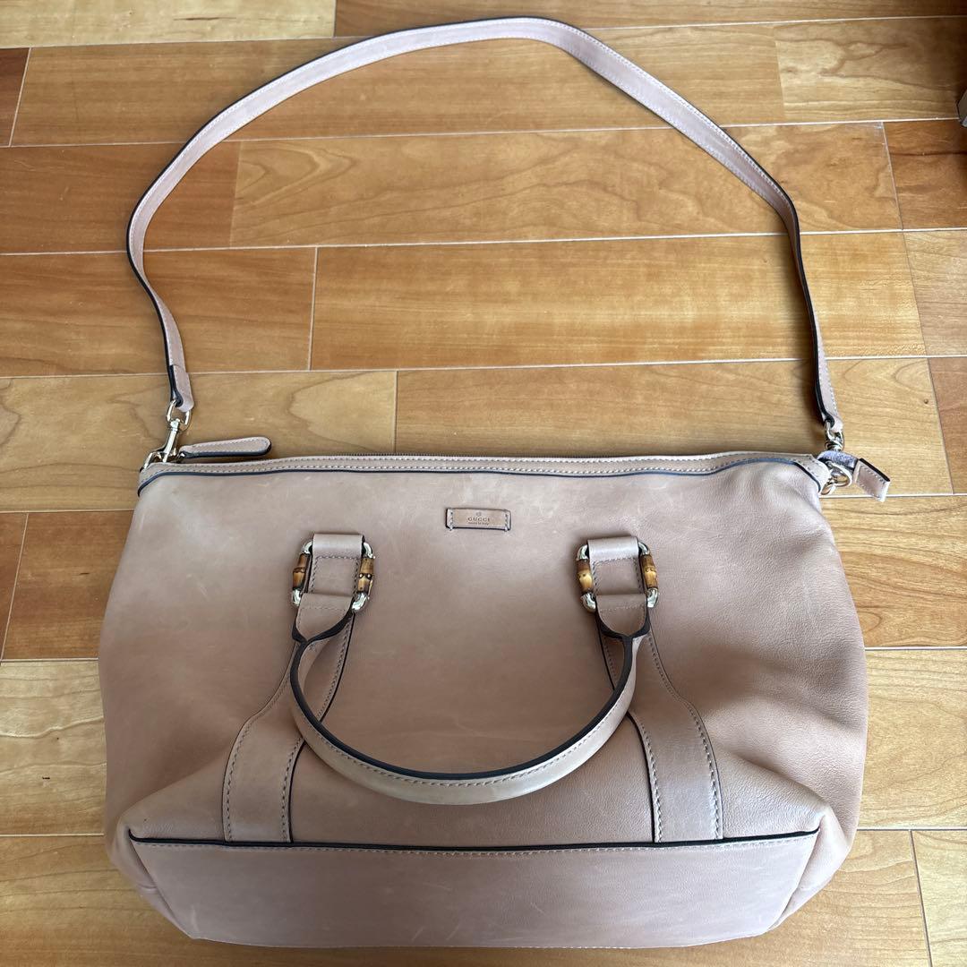 GUCCI ベージュ レザー バッグ