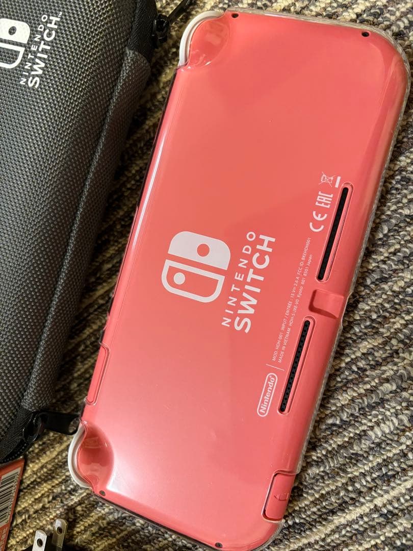 Nintendo Switch Lite ピンク 本体
