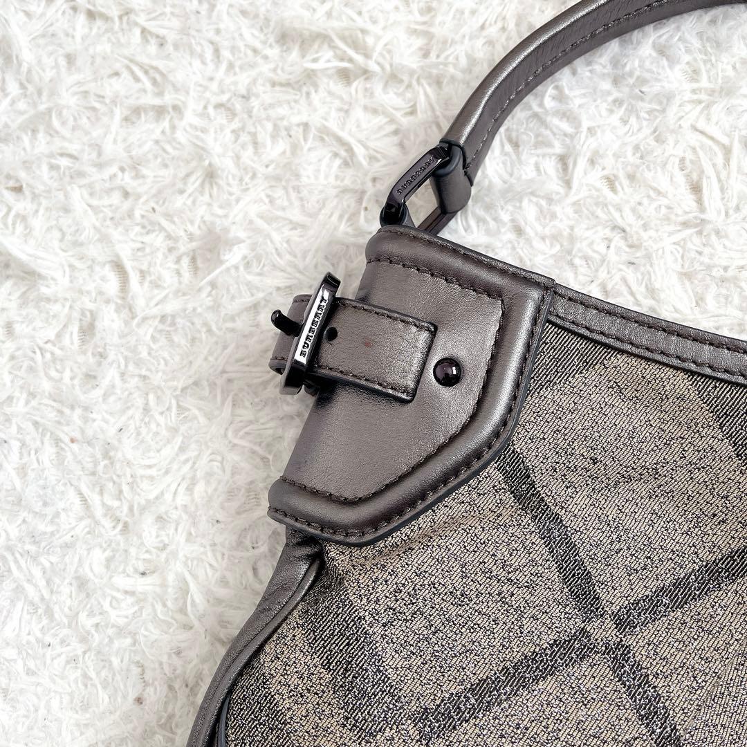 BURBERRY バーバリー　ノバチェック　ワンショルダーバッグ