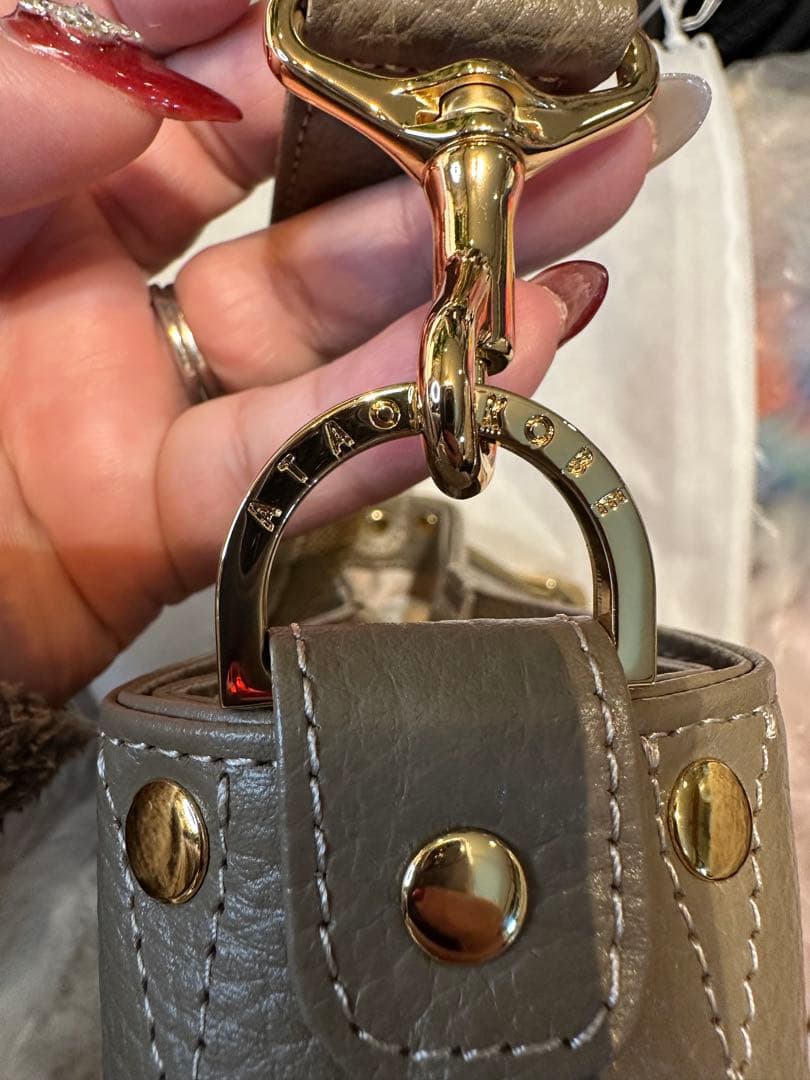 ATAO トープ　レザー ショルダーバッグ