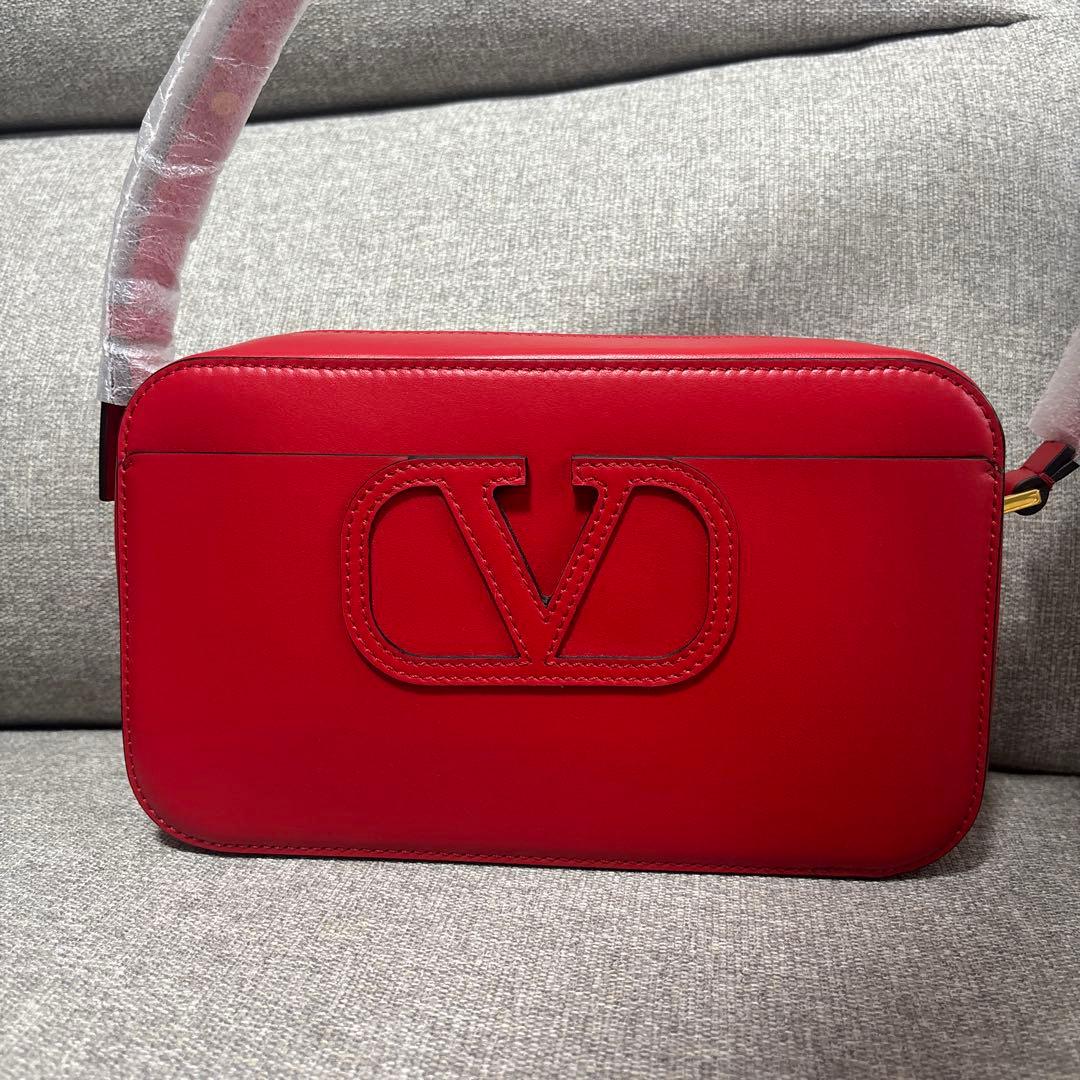 Valentino Fill Me カーフスキン ショルダーバッグ