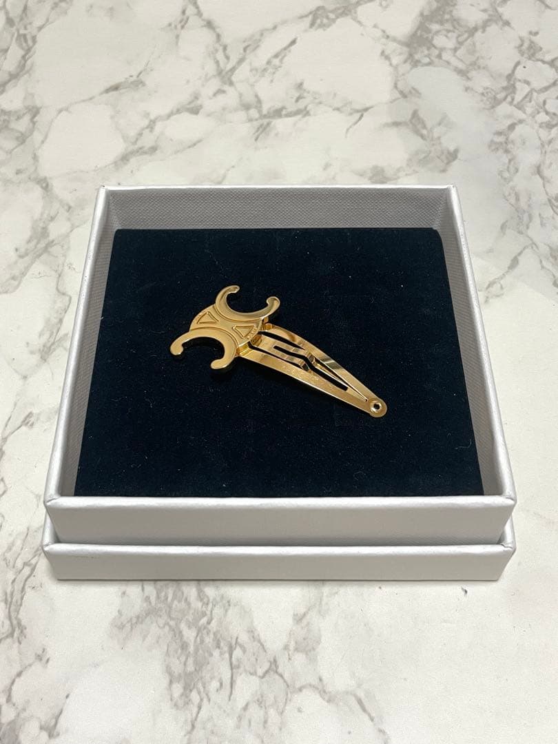 CELINE スナップヘアクリップ １つ ゴールド