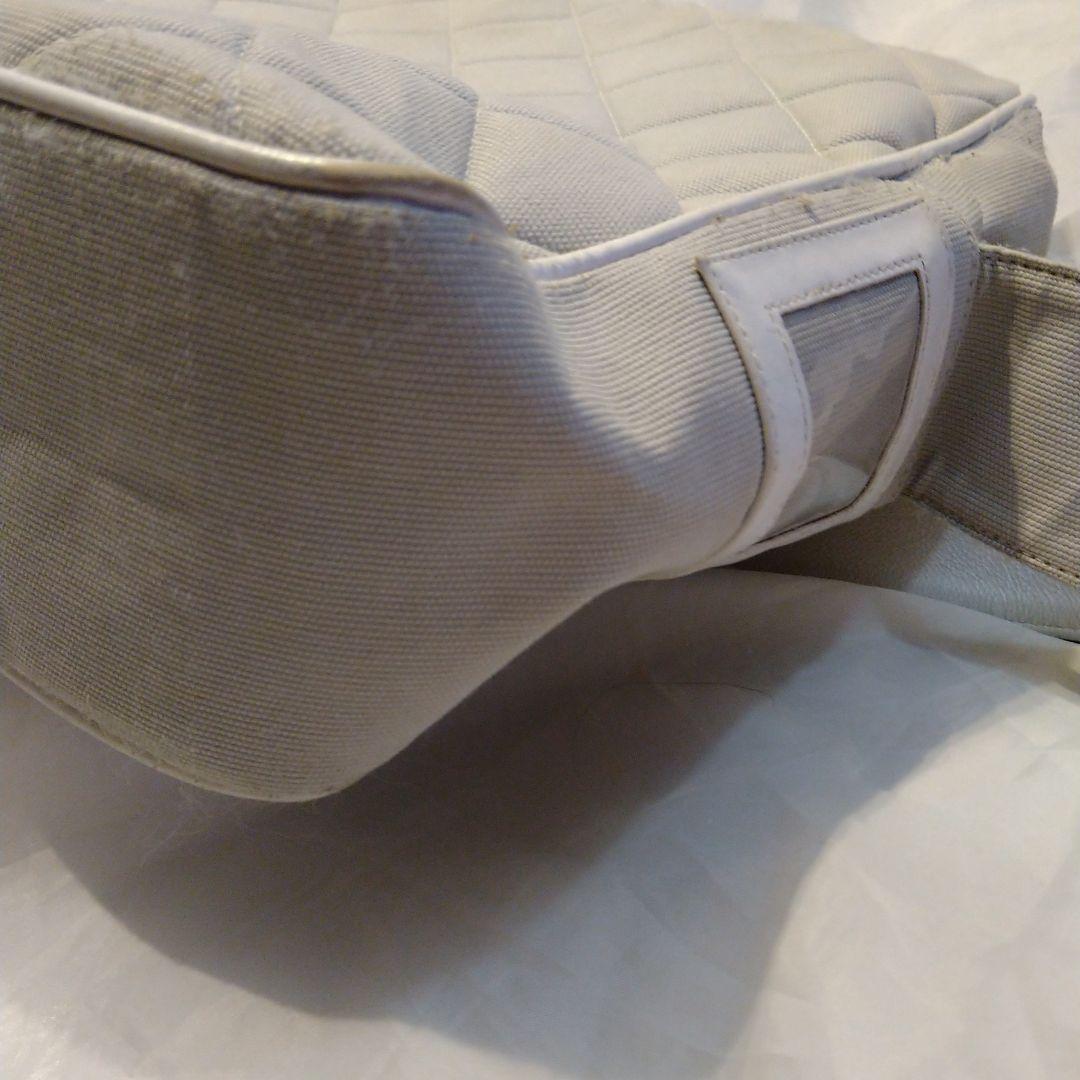 ♡CHANEL ♡スポーツラインキルティングショルダーバッグ グレー