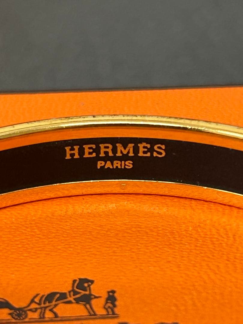 HERMES エルメス　バングル