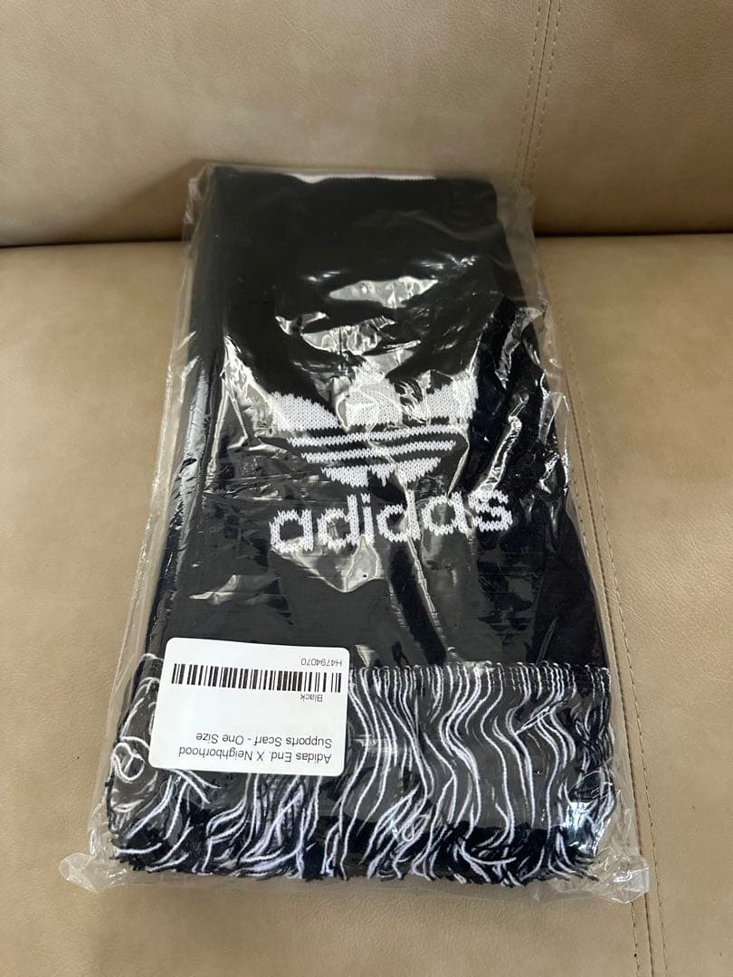 【新品未使用】アディダス×ネイバーフッド×エンド　マフラー