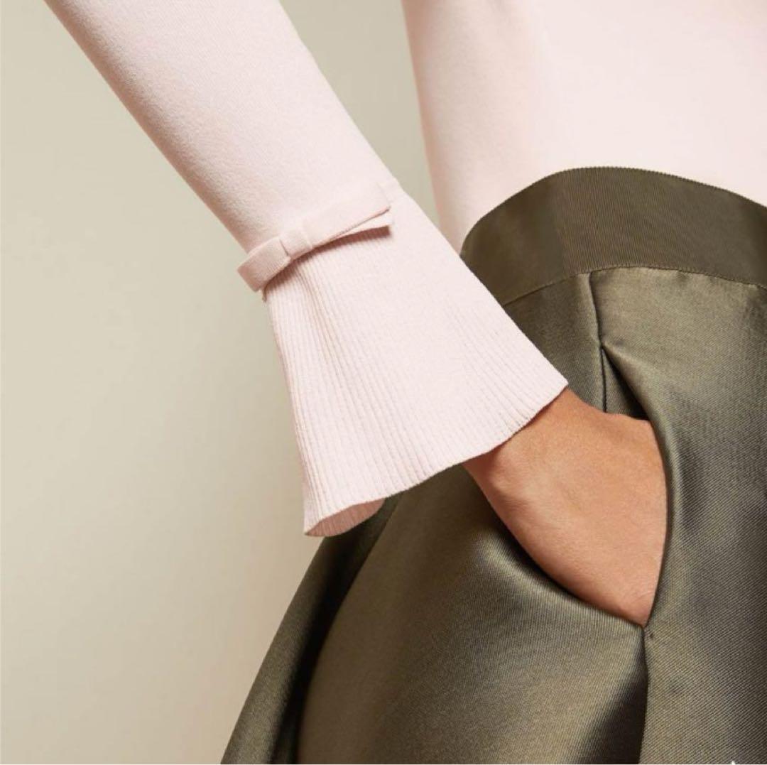 Ted bakerフリルネックワンピース