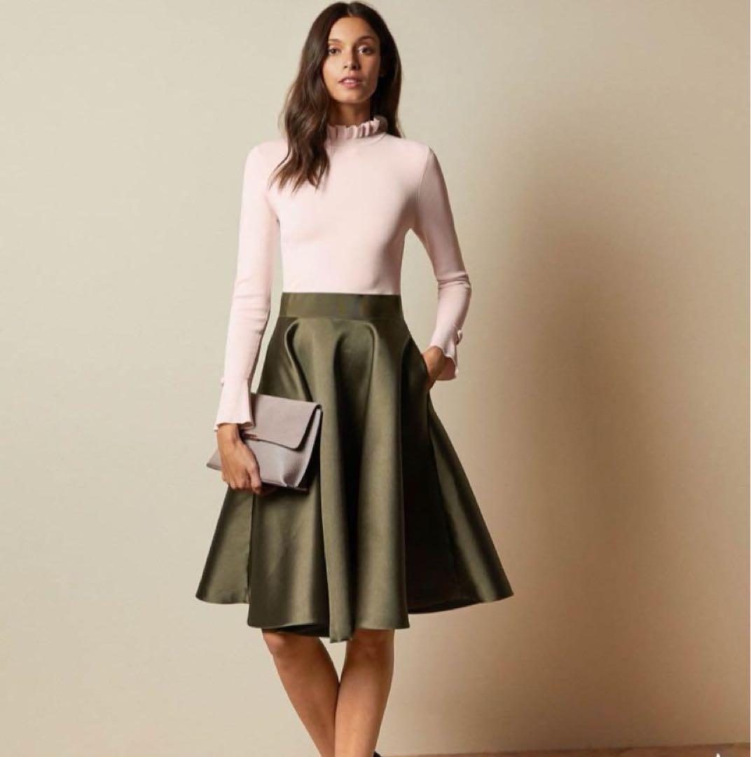 Ted bakerフリルネックワンピース