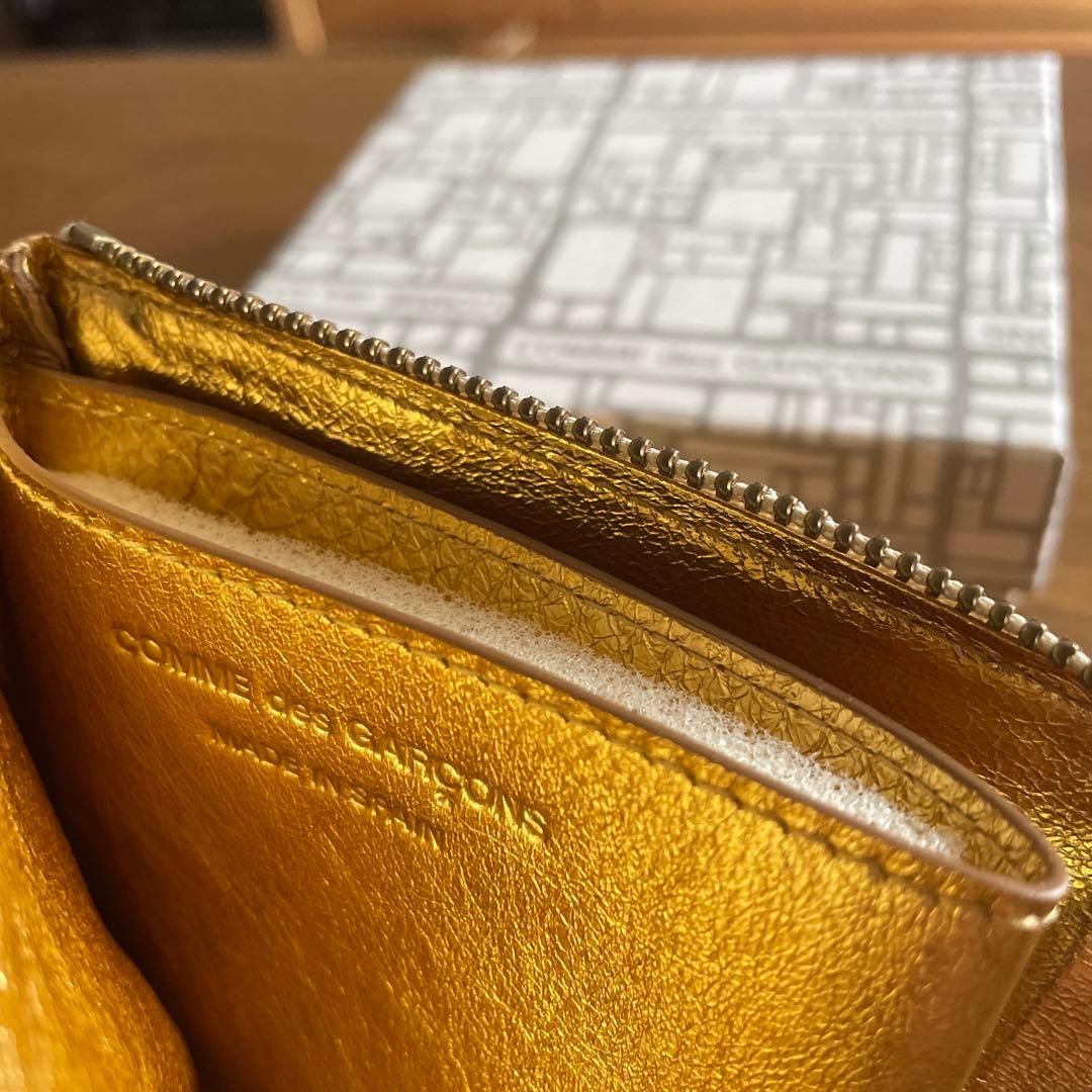 COMME des GARÇONS ゴールド L字財布　新品未使用