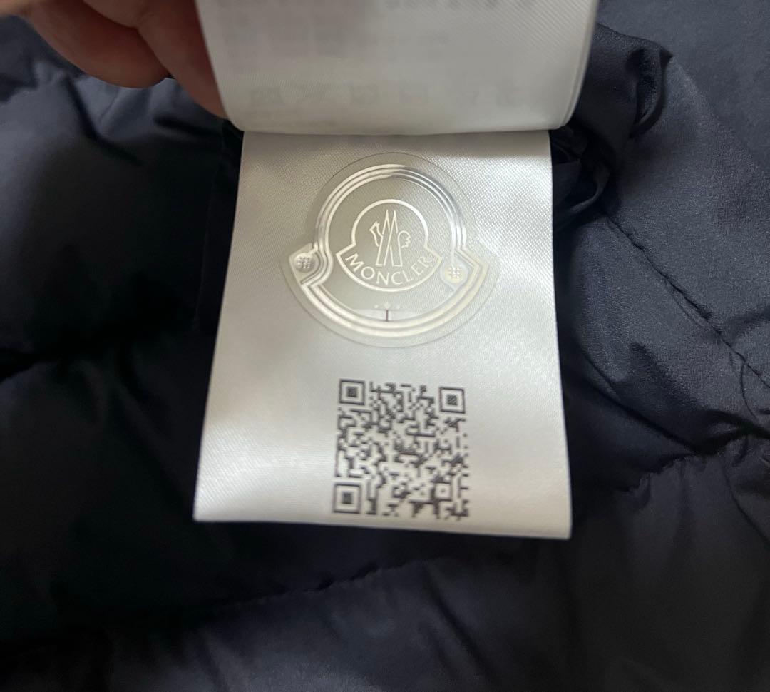 最終値下げ✨モンクレール　MONCLER メンズ　ダウンベスト　新品タグ付き