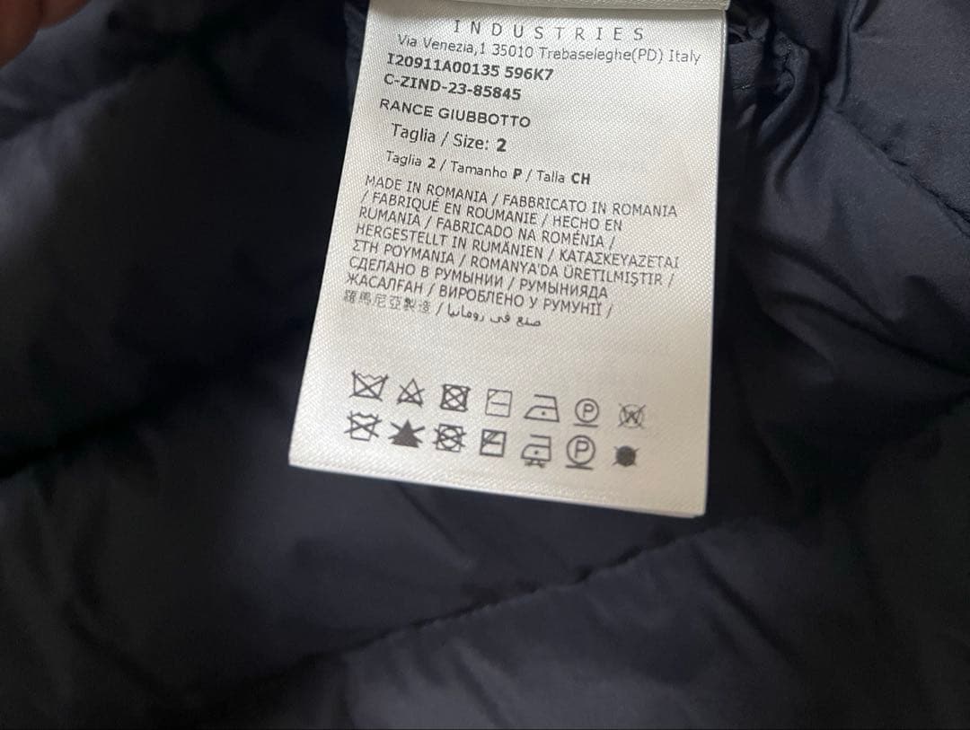 最終値下げ✨モンクレール　MONCLER メンズ　ダウンベスト　新品タグ付き