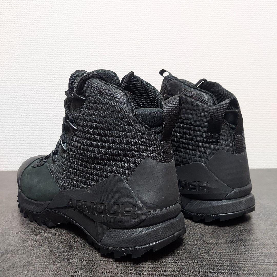 ぽ*ん様 UA アンダーアーマーInfil Hike GTX Boots　未使用