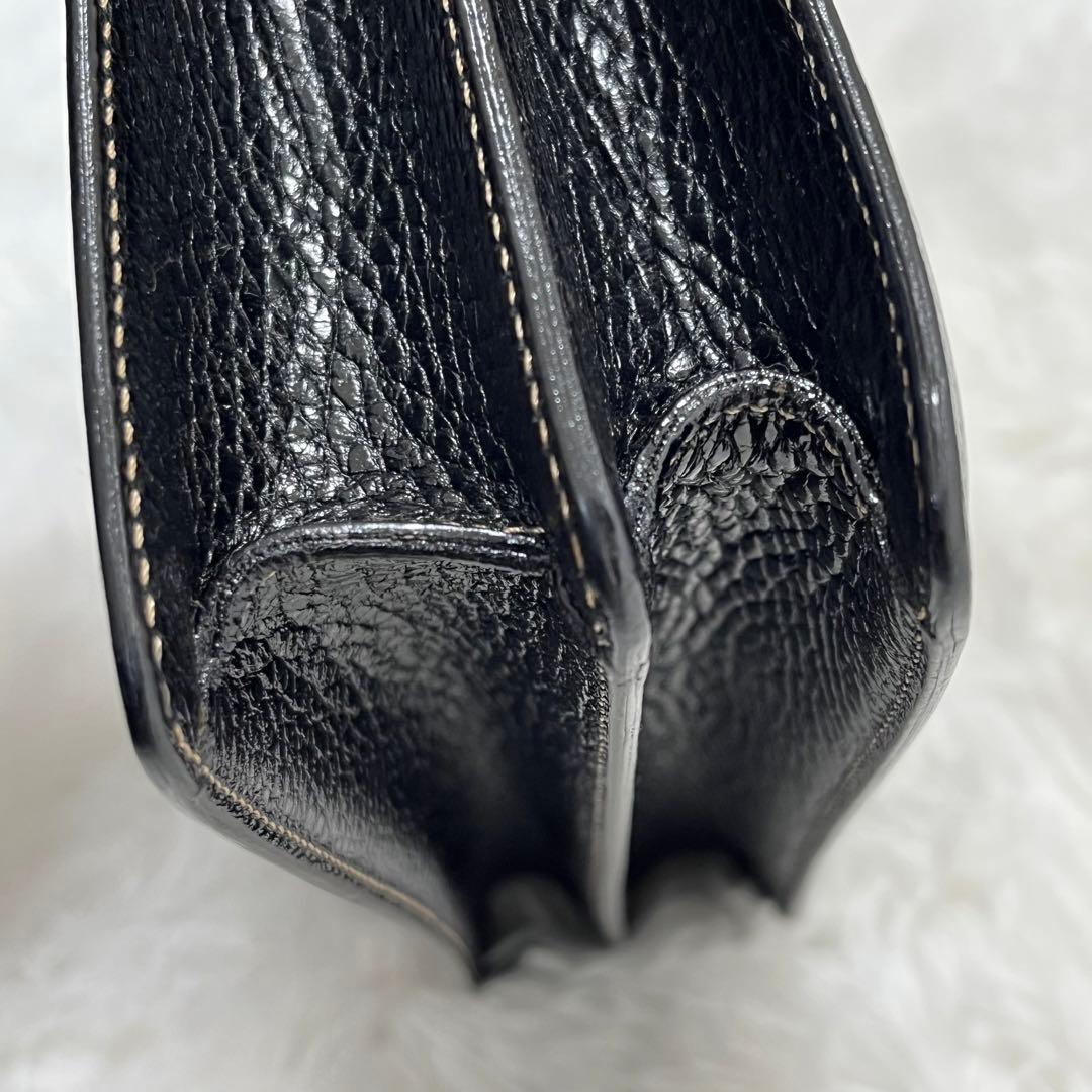 一度短時間使用のみ美品✨a.TESTONI フォーマル2wayバック　レザー　黒