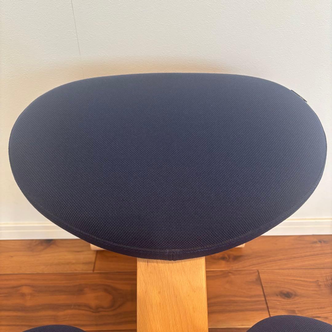 極美品 バランスイージー バランスチェア ネイビー サカモトハウス 日本製