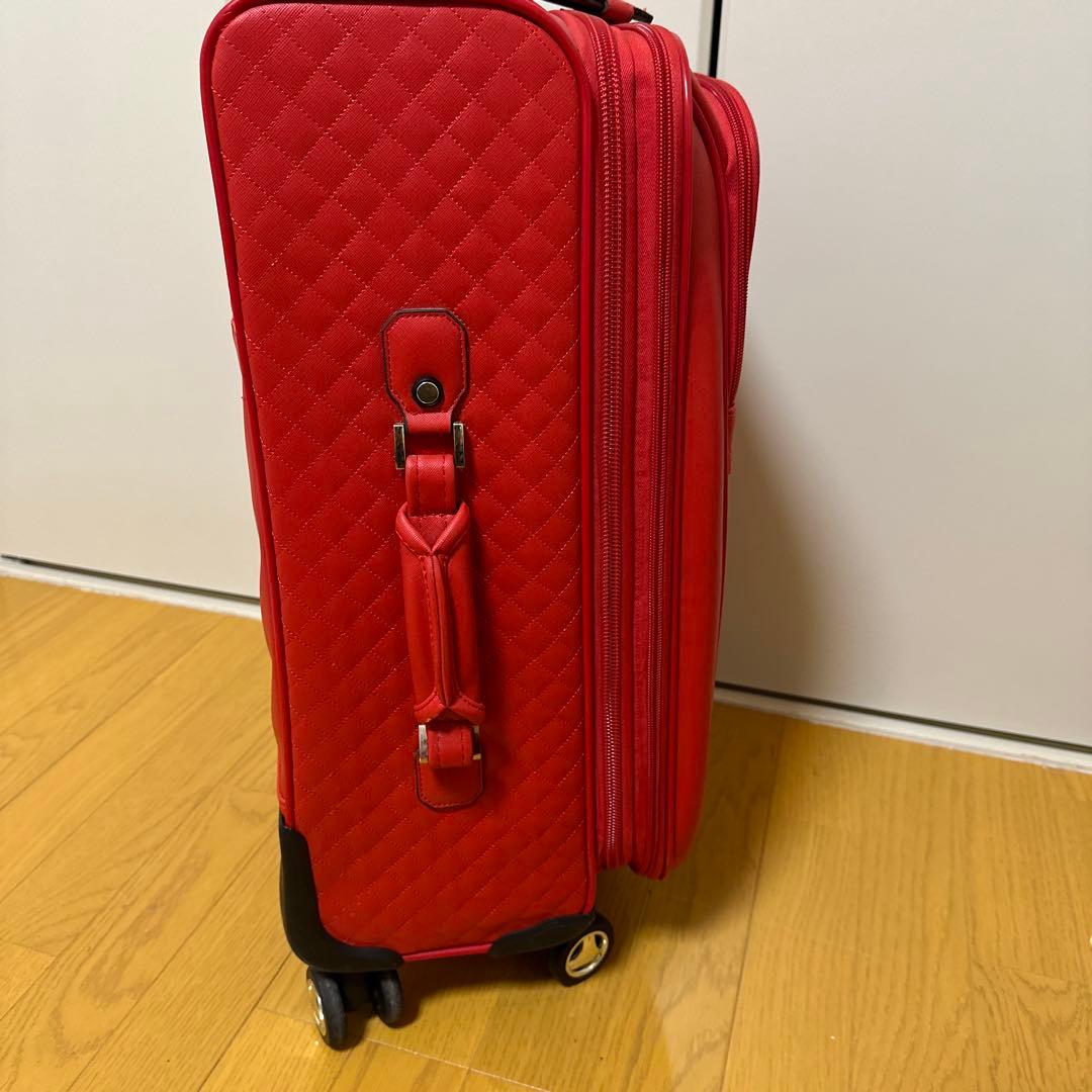 GUESS レッド キャリーケース