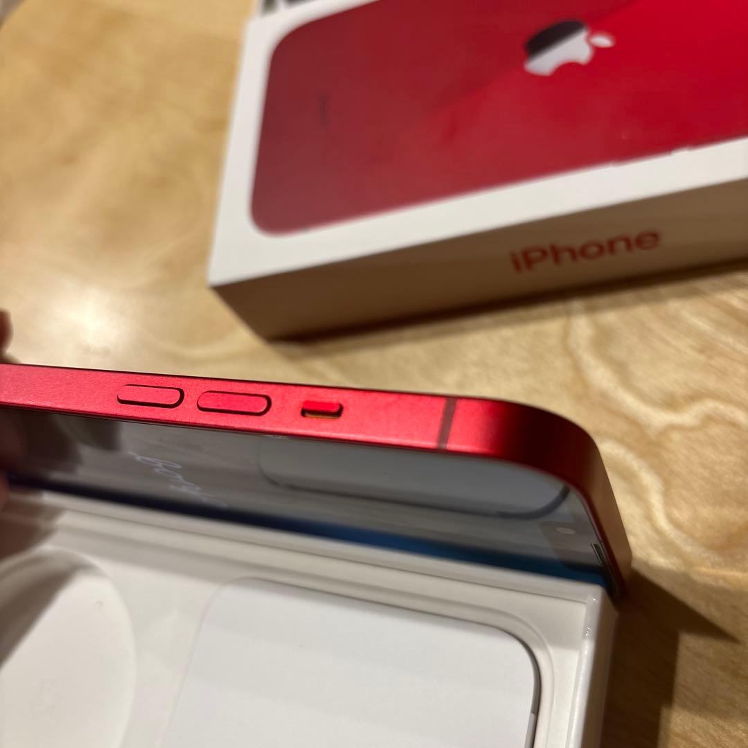Apple iPhone 13 (PRODUCT(RED)) 本体