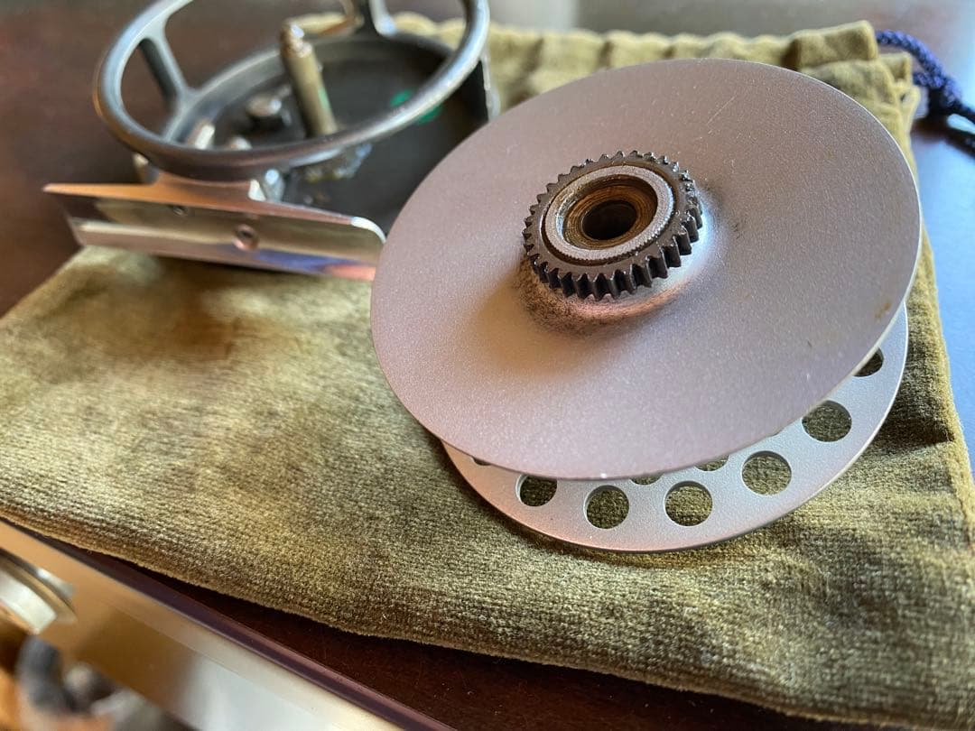 ハーディ　フェザーウェィト