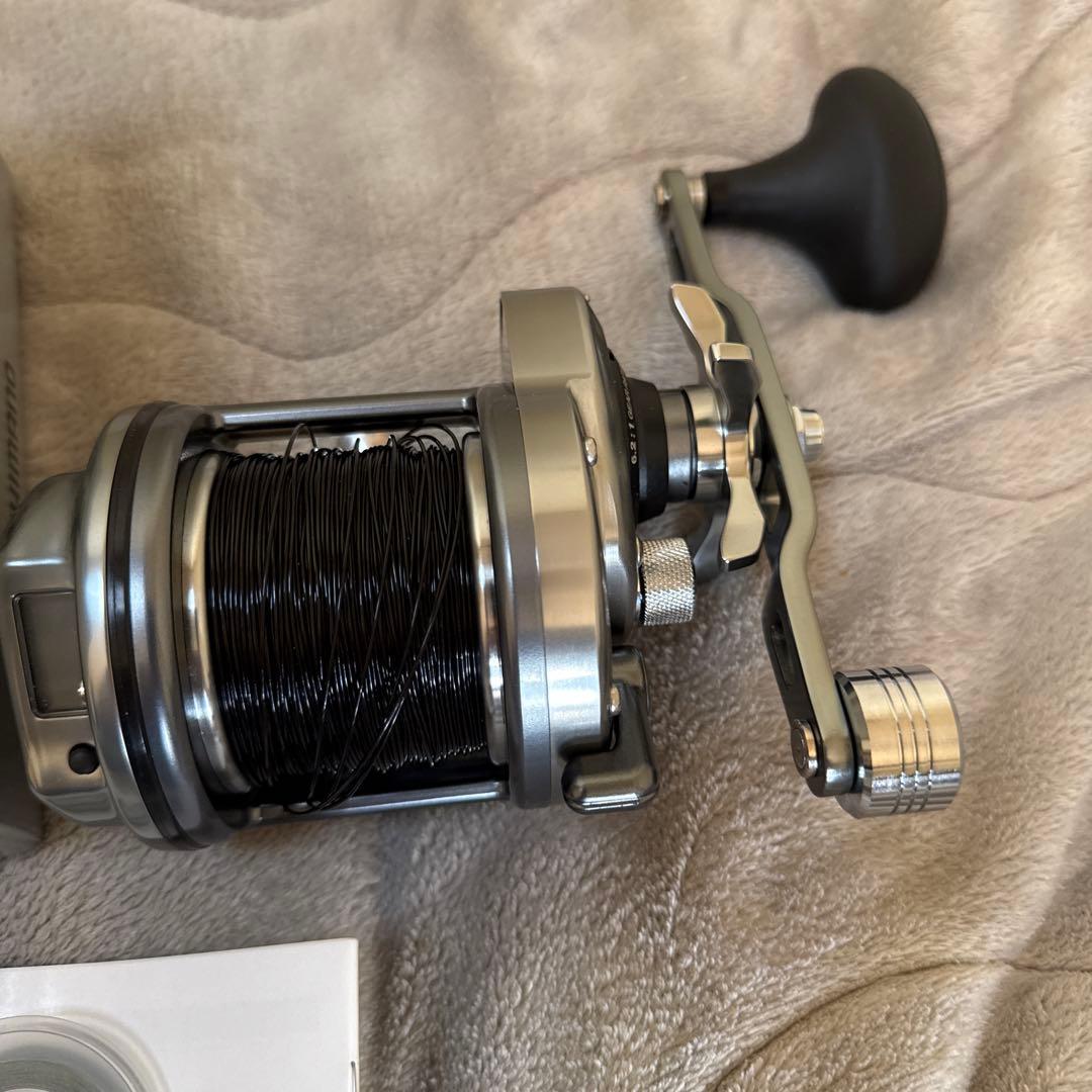 シマノ23スピードマスター石鯛3000T未使用品