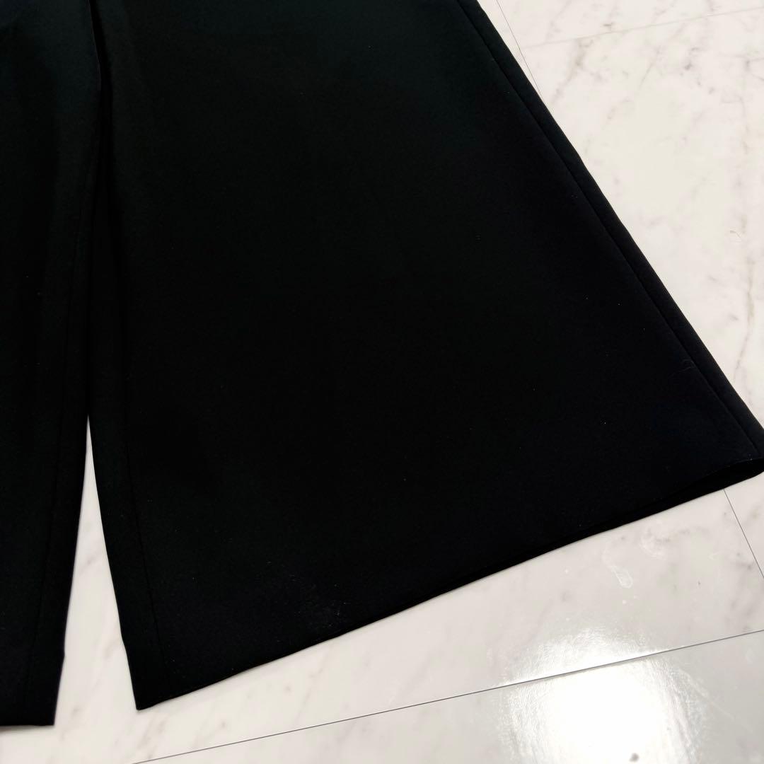 【未使用品】完売品✨️アルアバイル ダブルクロス Vネック オールインワン 黒