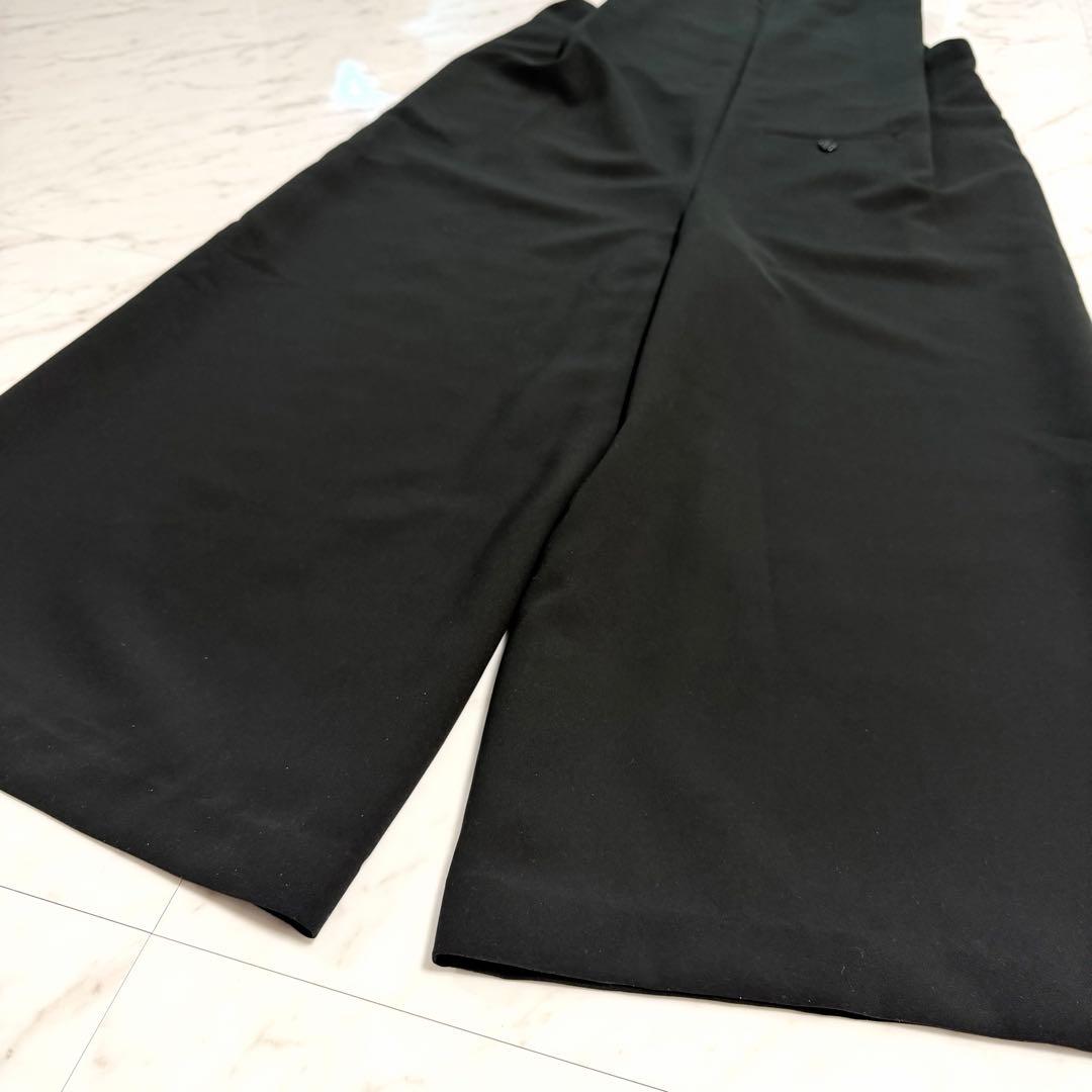 【未使用品】完売品✨️アルアバイル ダブルクロス Vネック オールインワン 黒