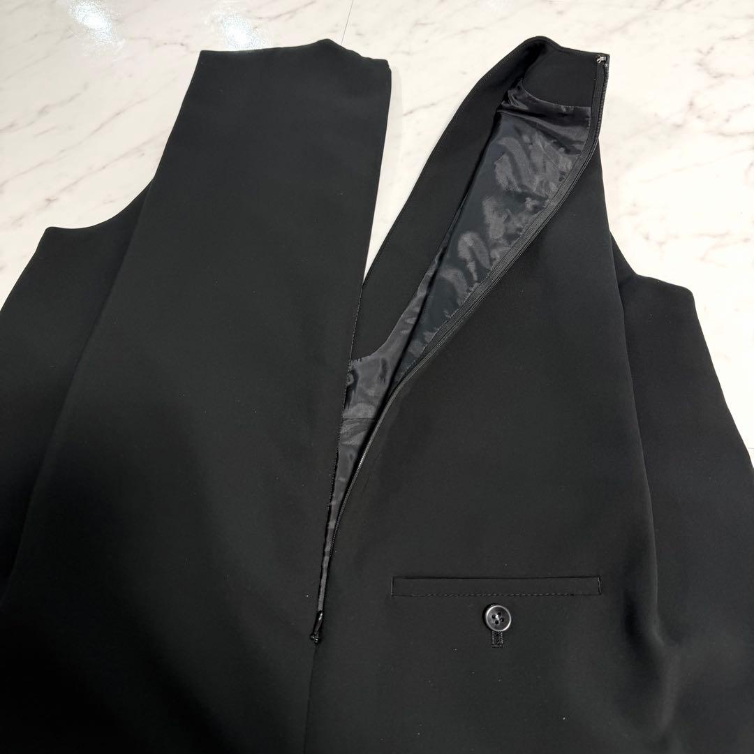 【未使用品】完売品✨️アルアバイル ダブルクロス Vネック オールインワン 黒