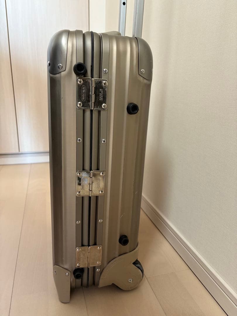 RIMOWA リモワ トパーズ プレミアム チタニウム スーツケース 32L
