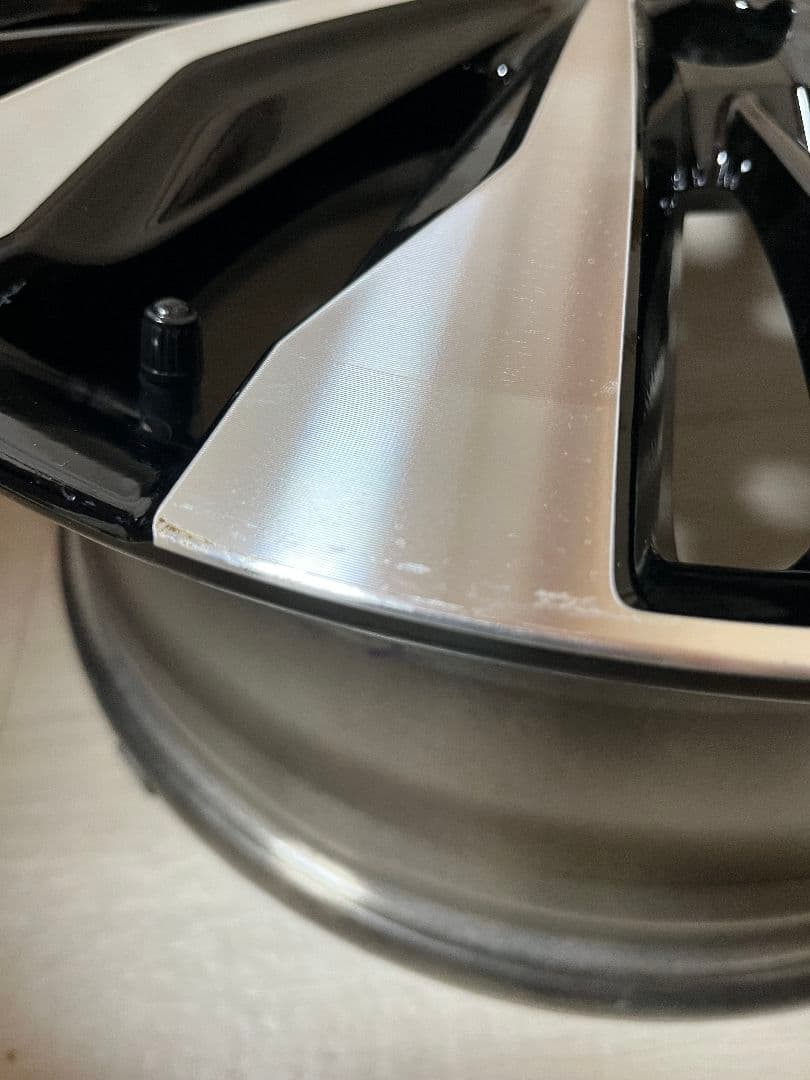 ①ホンダWRV新車外しホイールナットホキャップ付純正17インチホイール２本