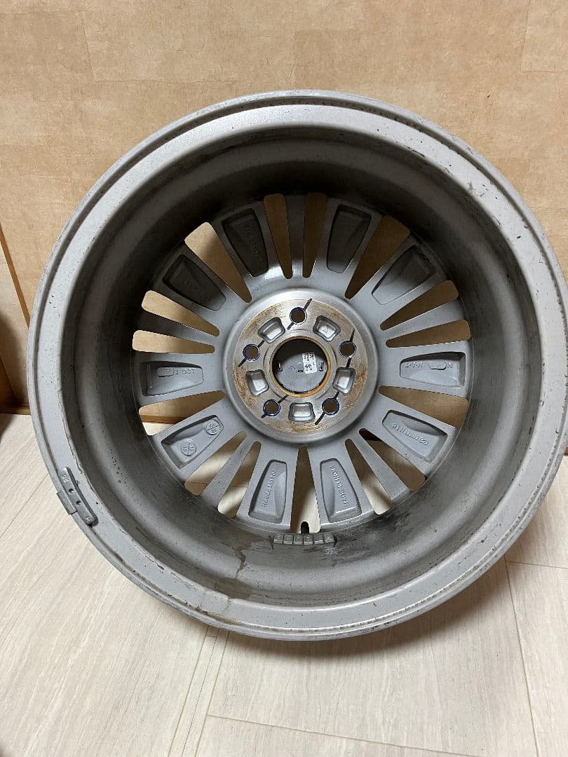 ①ホンダWRV新車外しホイールナットホキャップ付純正17インチホイール２本