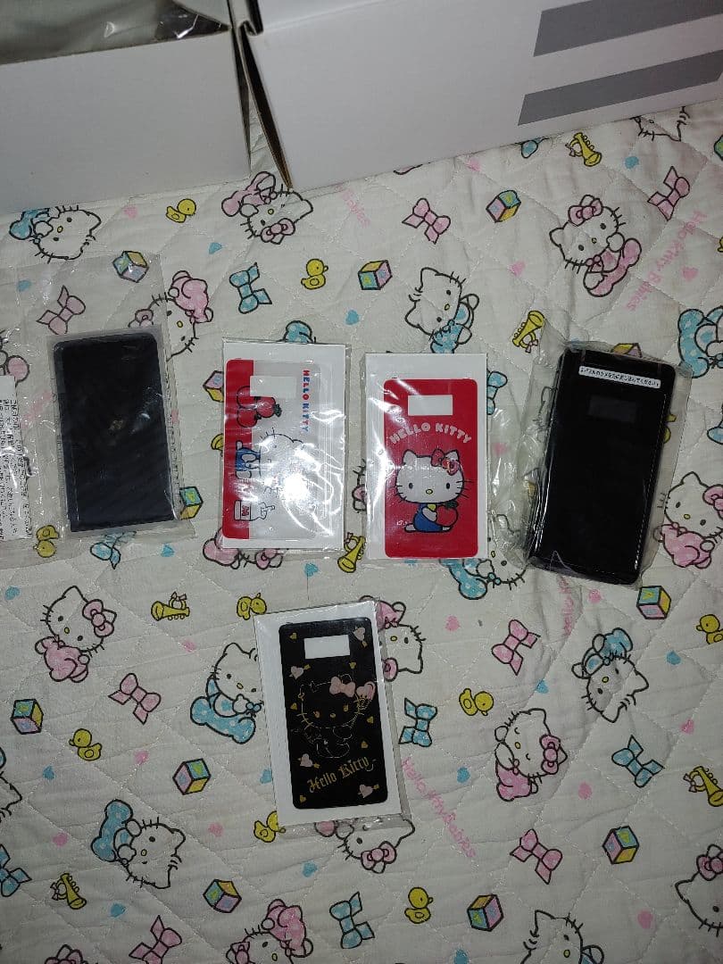 あ*ね様 激レア！キティ　ソフトバンク携帯ガラゲー815T新品未使用ブラック