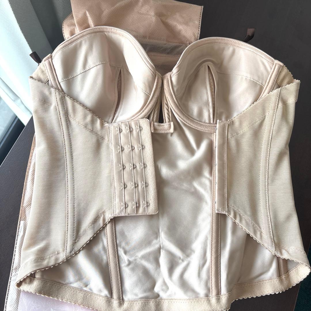 ★再値下げ★ ブライダルインナー　E70　ブライダリウムミュー