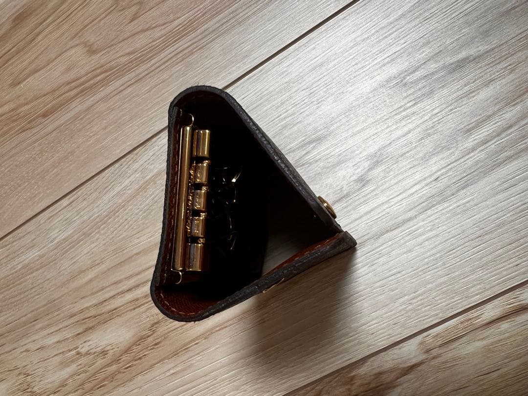 モノグラム　キーホルダー　新品