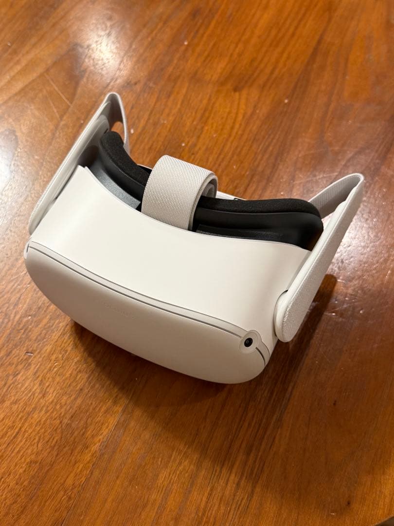 s*i様 【美品】 Quest2 本体セット (64GB)