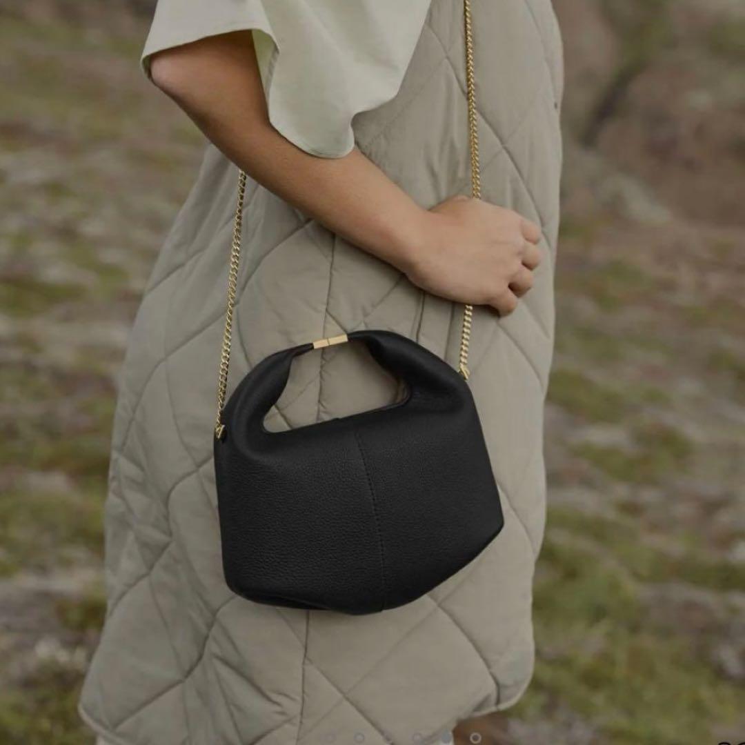 polene Beri ポレーヌ ベリ　チェーン付きショルダーバッグ