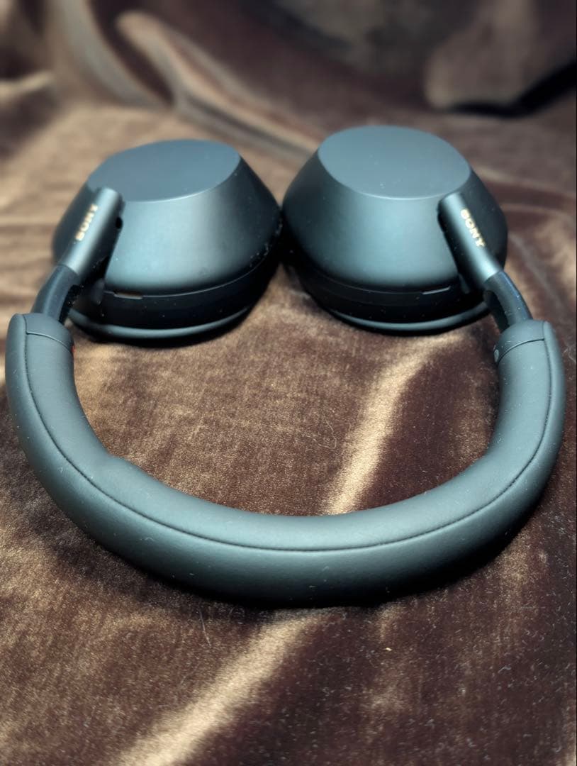 【格安・実用派へ】Sony WH-1000XM5 黒 本体+ケース【ノイキャン】