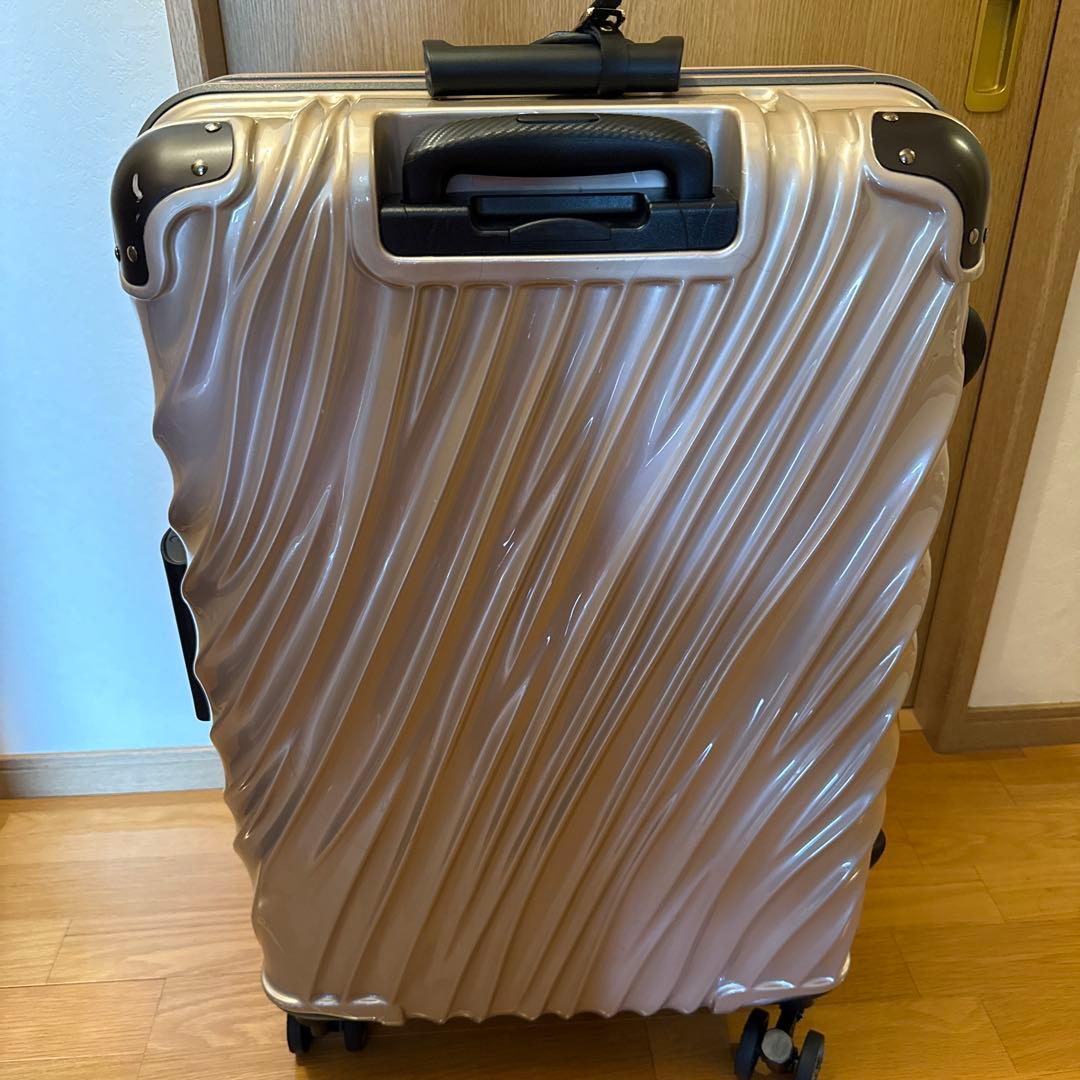 大型　約93L ピンク　波状テクスチャ キャリーケース　スーツケース