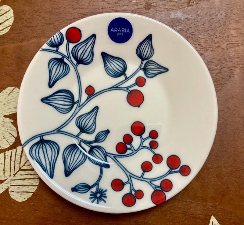 新品未使用　アラビア　ルノ　フロストベリー　プレート　11.5cm　２枚