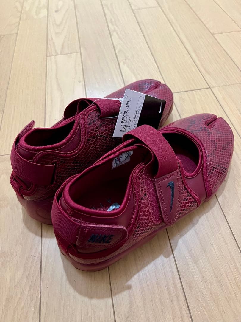 TAKA様Nike WMNS Air Rift 27cm