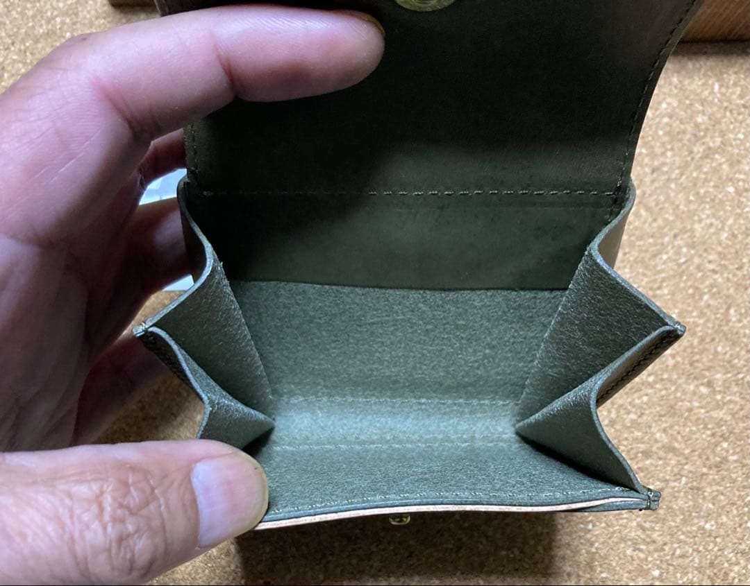 BEERBELLY 折り財布