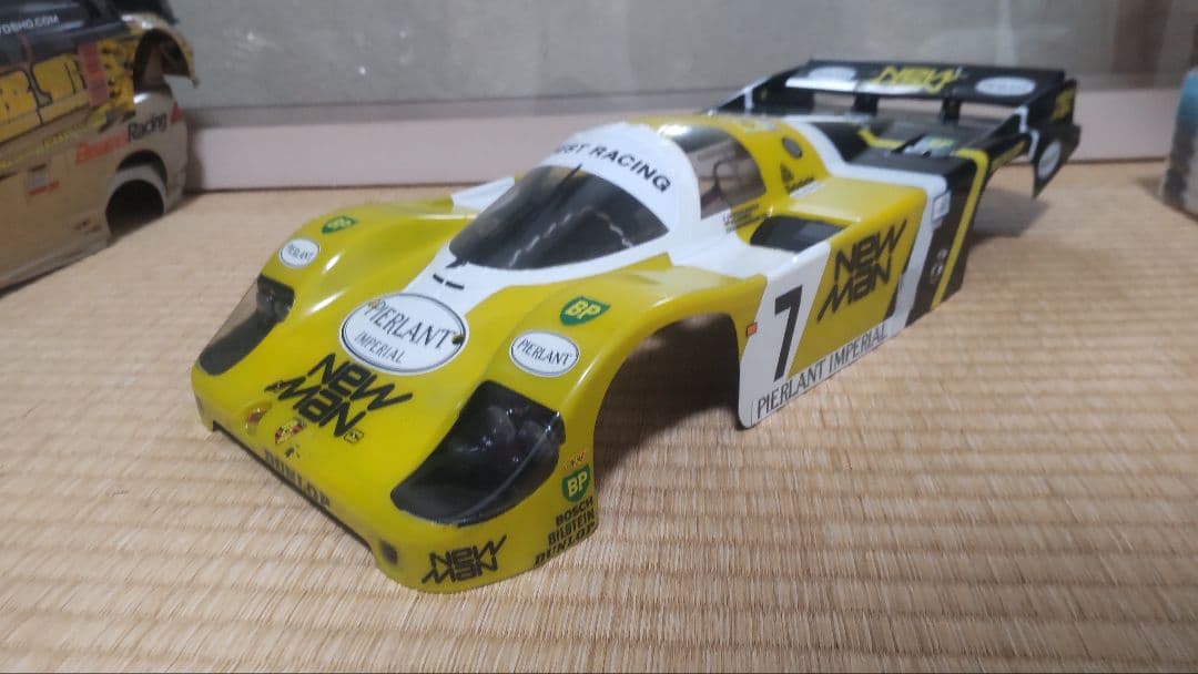 LED付 newman ポルシェ 956 ボディ Cカー用