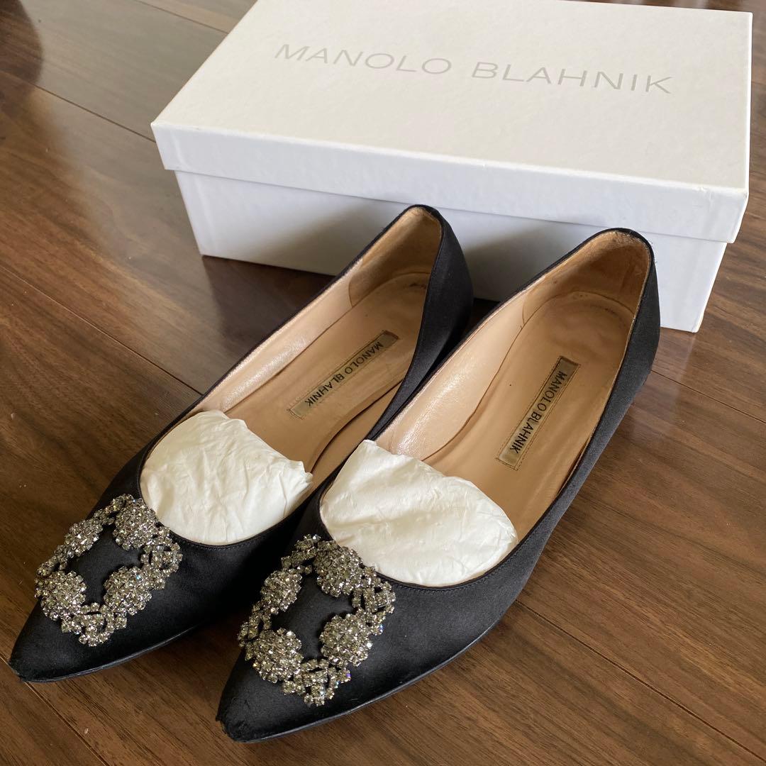 MANOLO BLAHNIK Hangisi Flat ブラックサテン