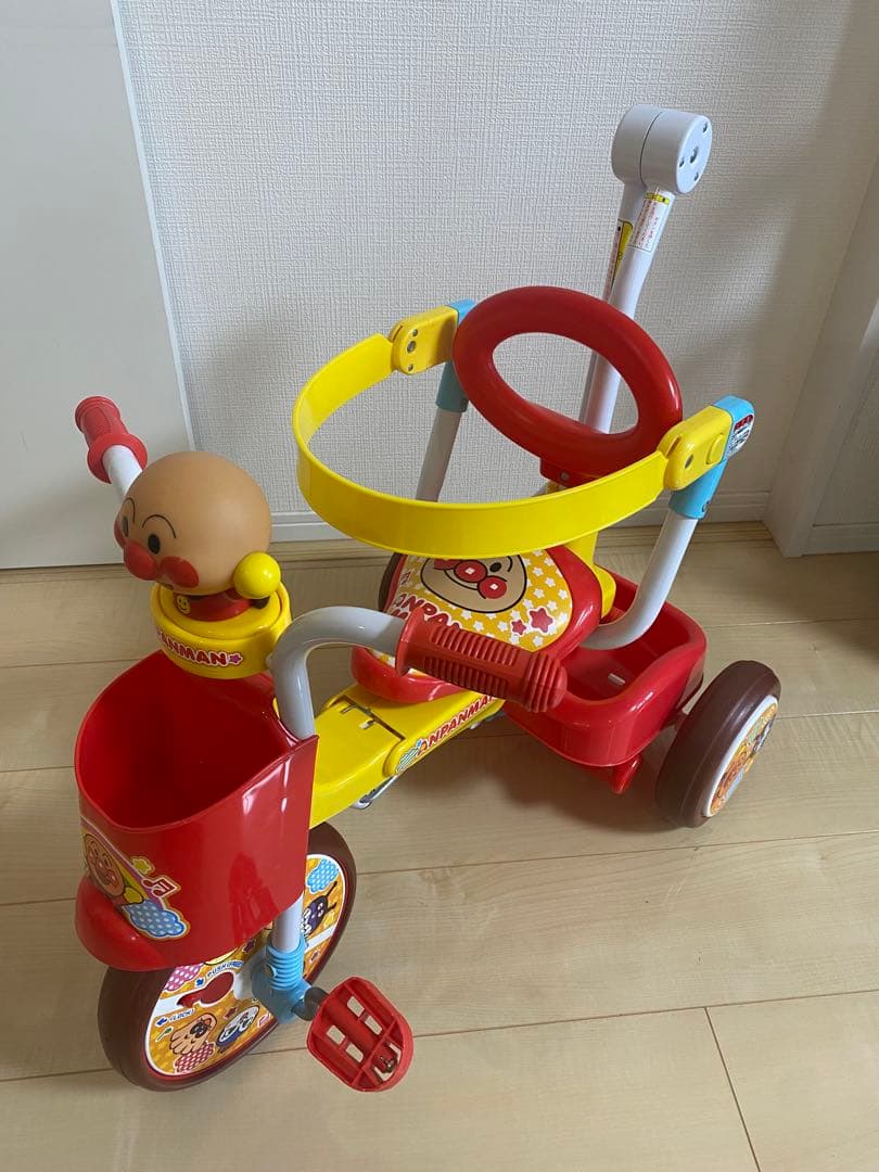 【美品】★それいけ！アンパンマンオールインワンUPII折りたたみ三輪車