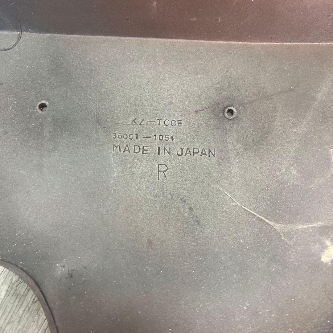 カワサキ Z1000ST?kz1000MK2/Z750FX?サイドカバー右