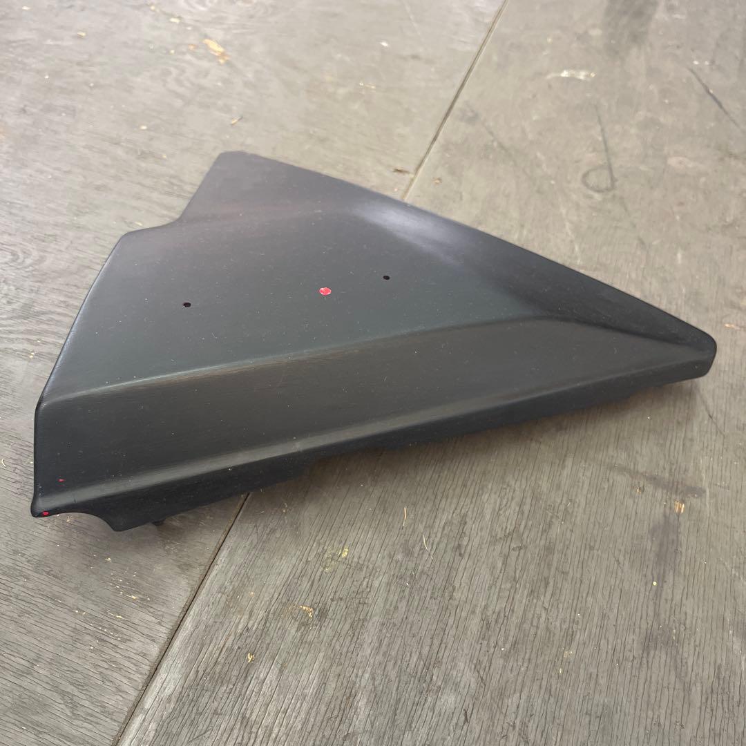 カワサキ Z1000ST?kz1000MK2/Z750FX?サイドカバー右